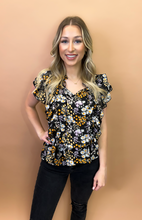 Load image into Gallery viewer, Betsy Floral Top
