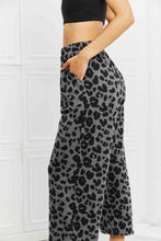 Load image into Gallery viewer, BOMBOM Stay Cozy Pattern Wide Leg Pants
