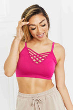 Load image into Gallery viewer, Zenana On The Go Full Size Detail Bralette
