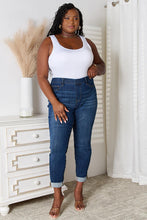 Load image into Gallery viewer, Judy Blue Full Size Skinny Cropped Jeans
